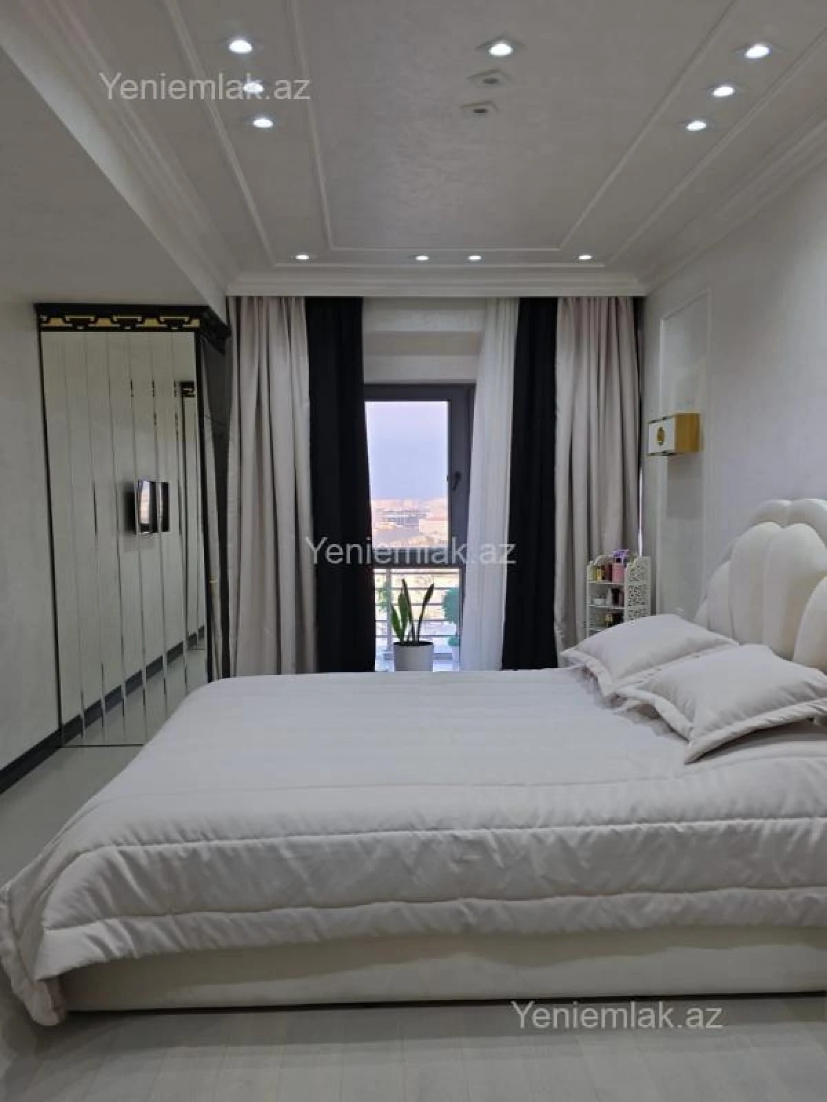 Satılır 3 otaqlı yeni tikili 120 m²