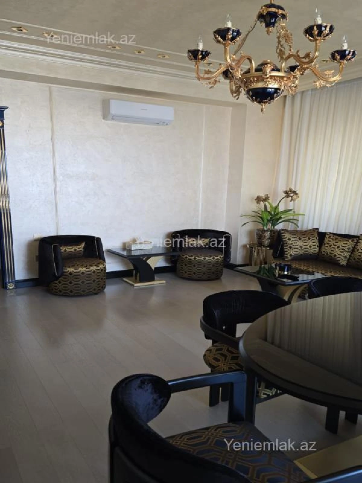 Satılır 3 otaqlı yeni tikili 120 m²