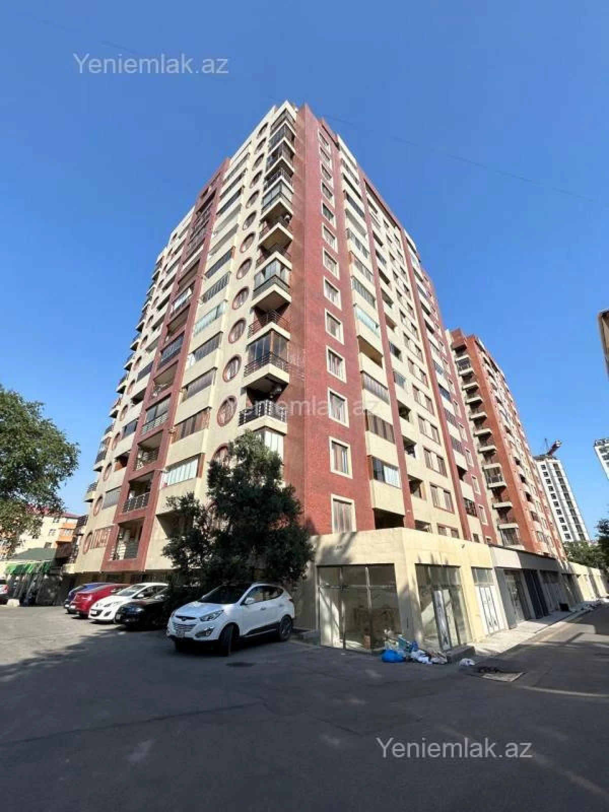 Satılır 3 otaqlı yeni tikili 120 m²