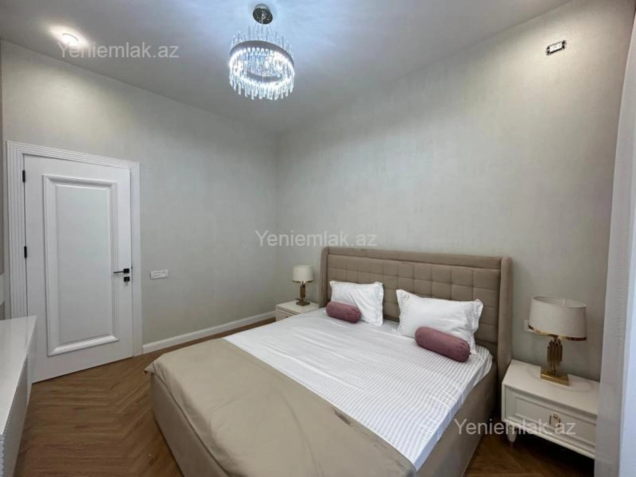 Satılır 3 otaqlı yeni tikili 120 m²