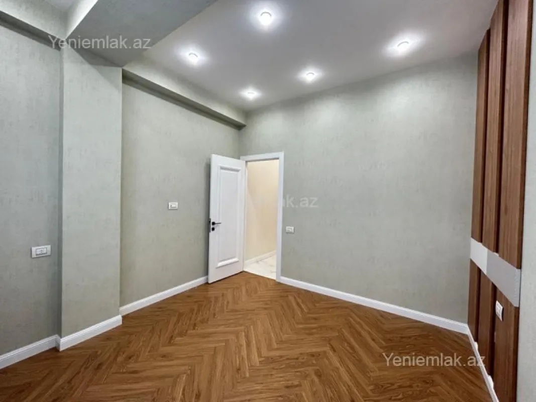 Satılır 3 otaqlı yeni tikili 120 m²