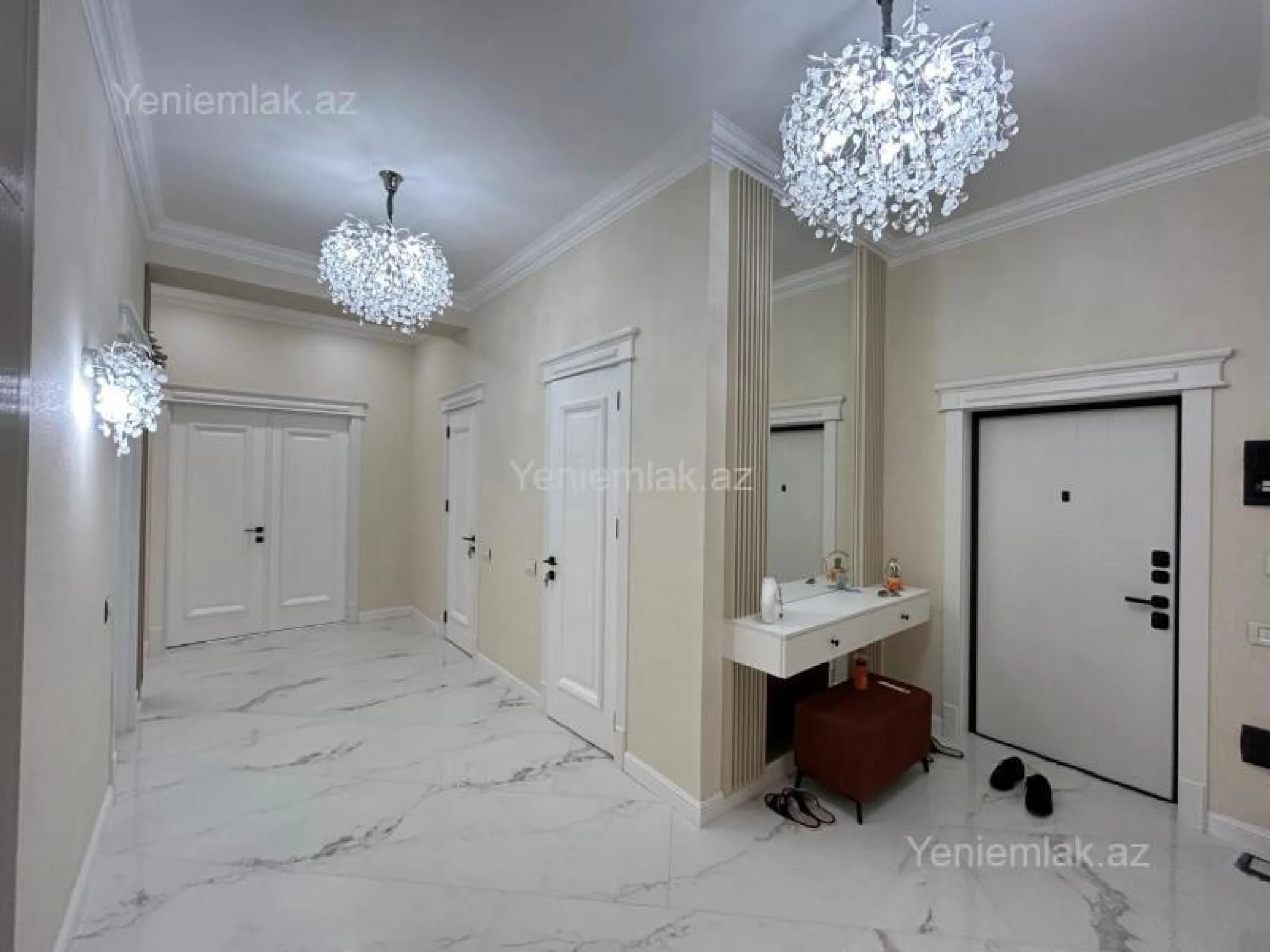 Satılır 3 otaqlı yeni tikili 120 m²