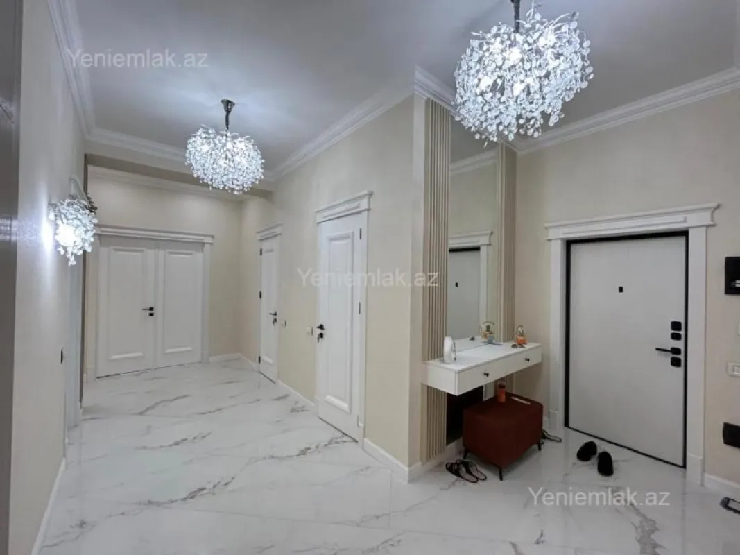 Satılır 3 otaqlı yeni tikili 120 m²