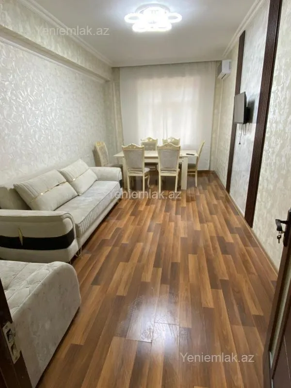 Satılır 2 otaqlı yeni tikili 70 m²