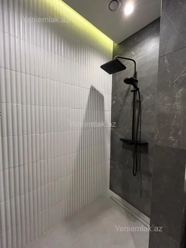 Satılır 4 otaqlı yeni tikili 150 m²