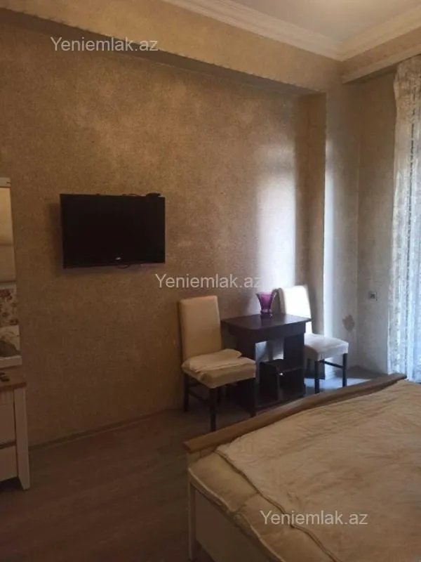 Satılır 1 otaqlı yeni tikili 35 m²