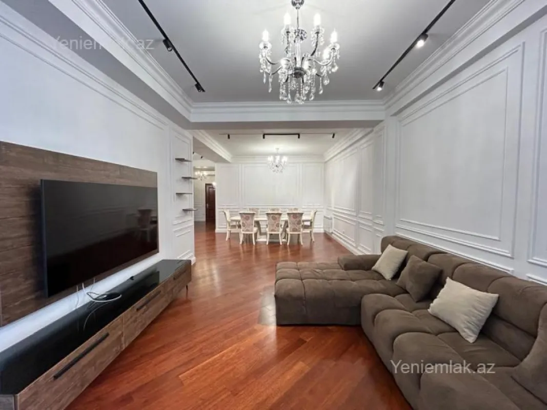 Satılır 3 otaqlı yeni tikili 200 m²