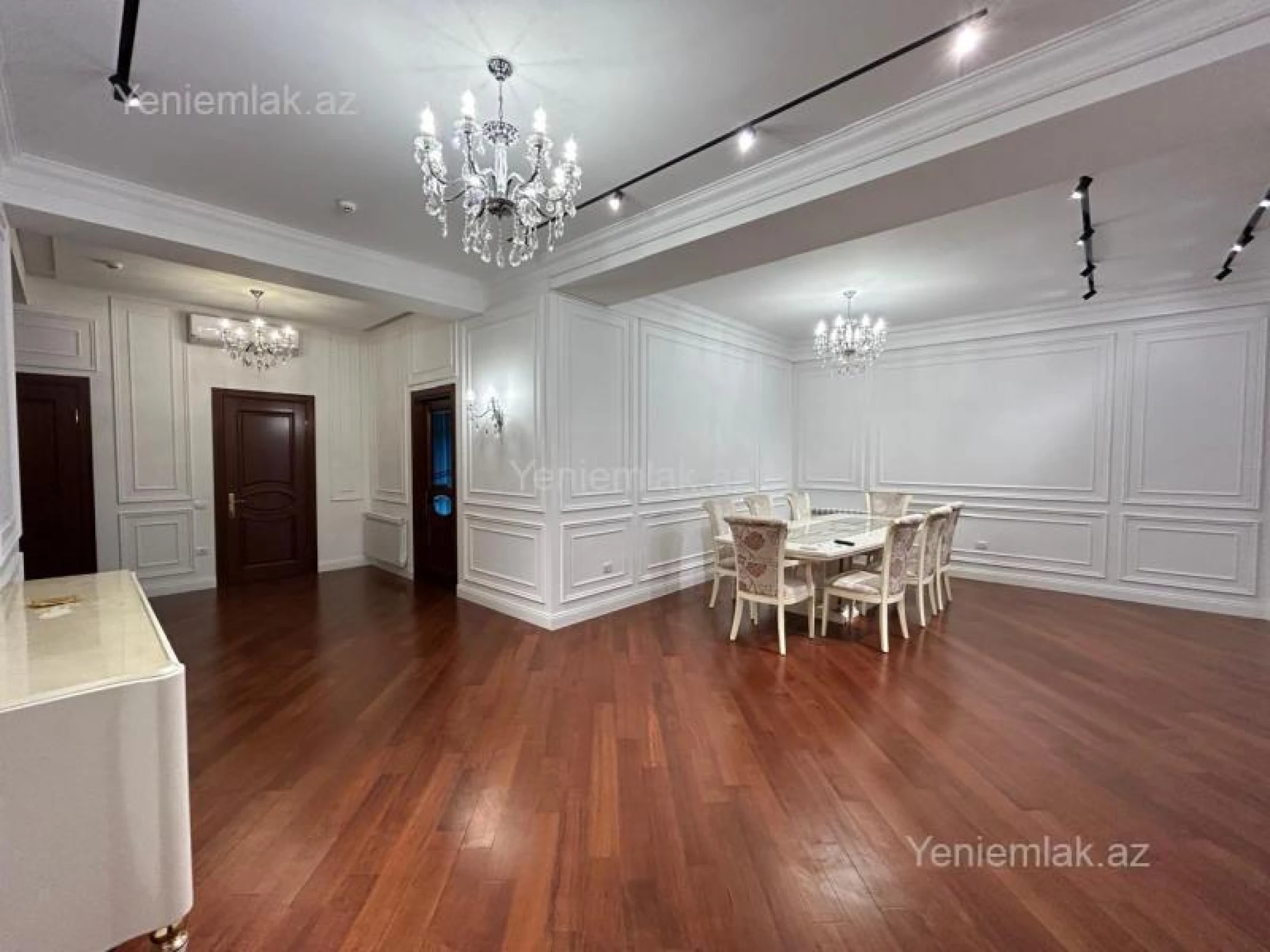 Satılır 3 otaqlı yeni tikili 200 m²