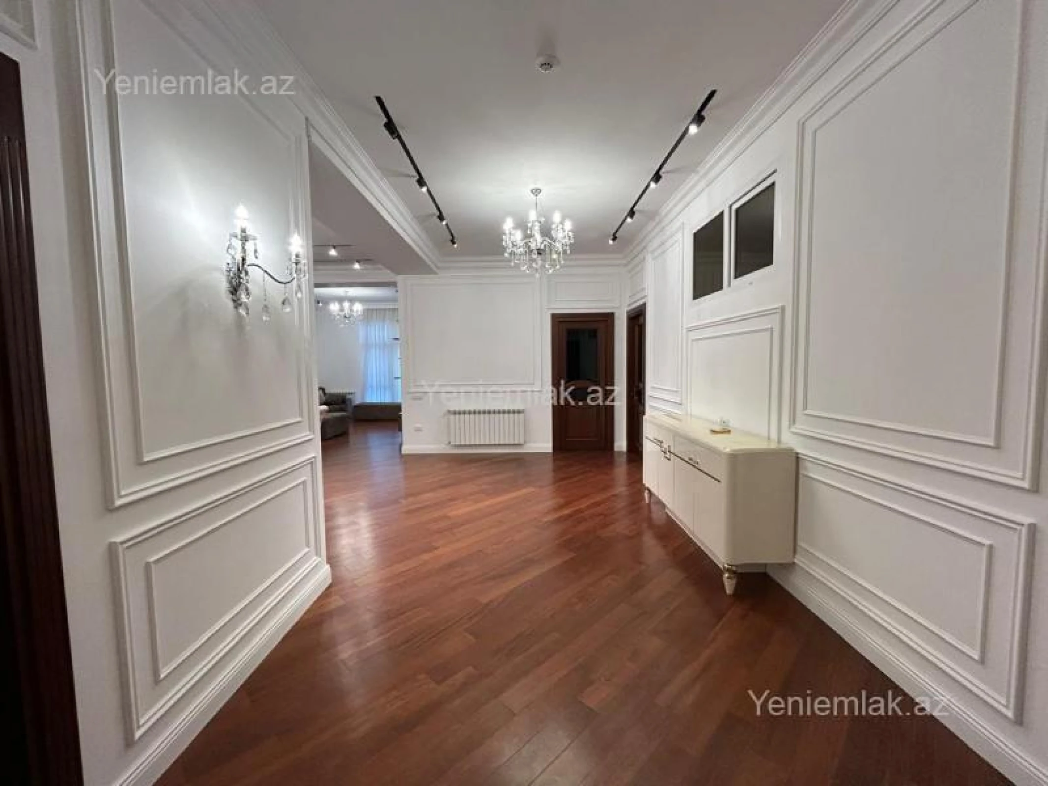 Satılır 3 otaqlı yeni tikili 200 m²