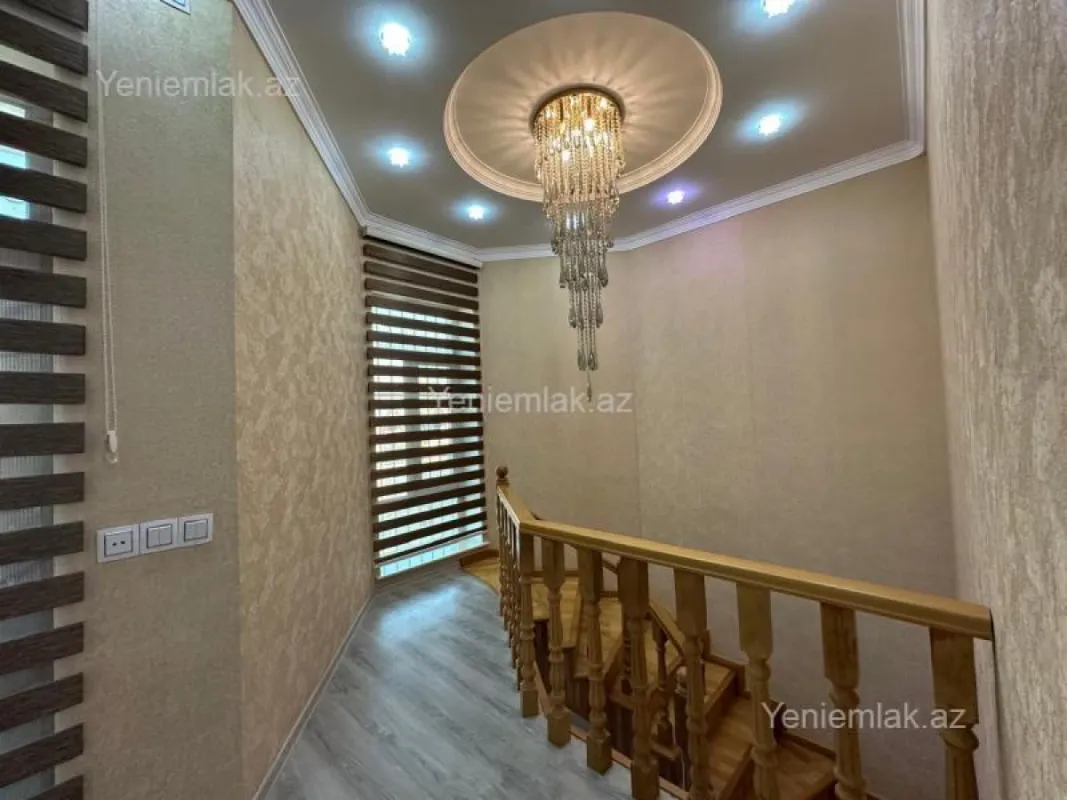Satılır 4 otaqlı həyət evi 160 m²