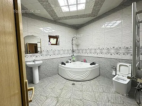 Satılır 4 otaqlı həyət evi 160 m²