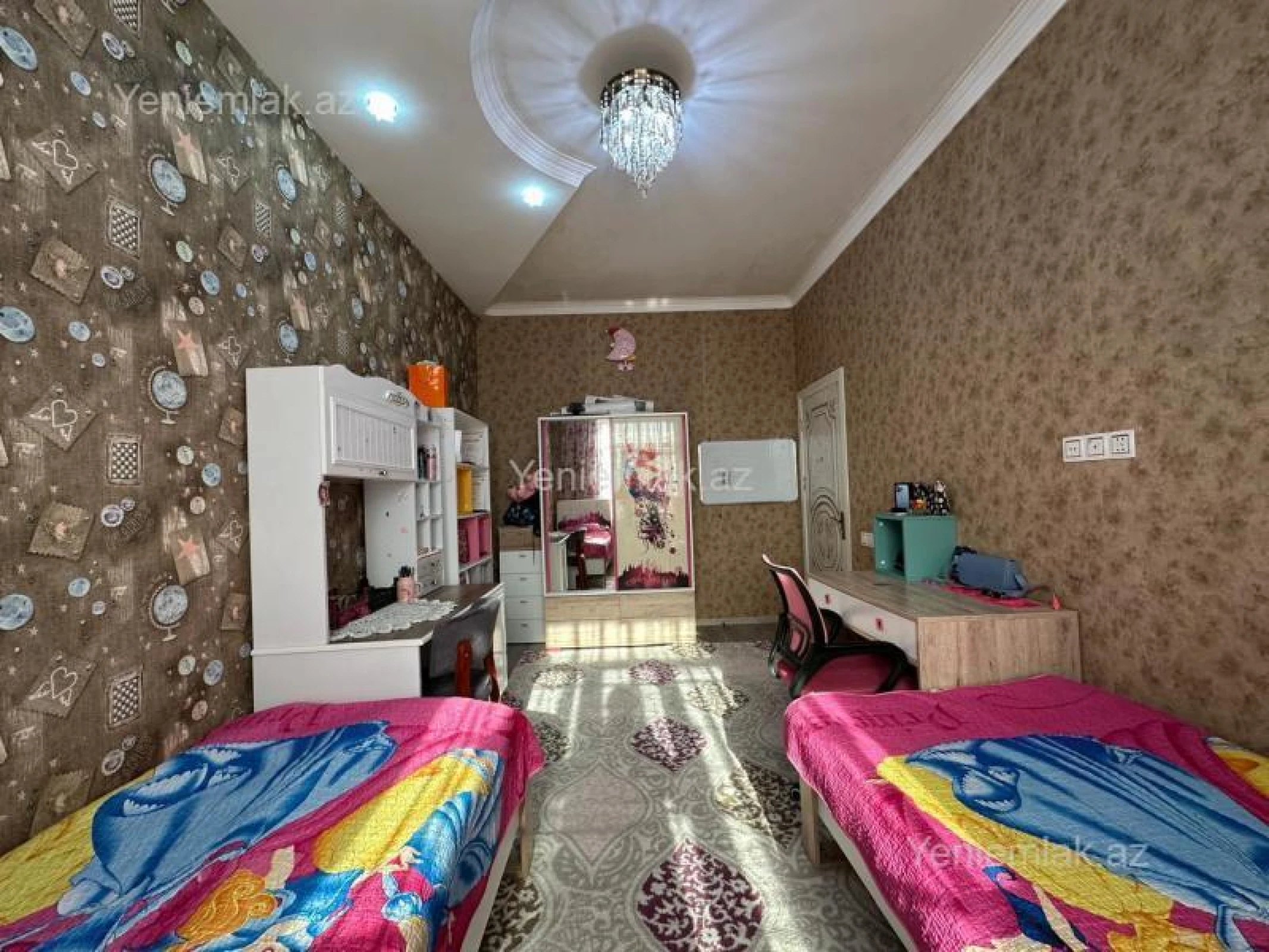 Satılır 4 otaqlı həyət evi 160 m²