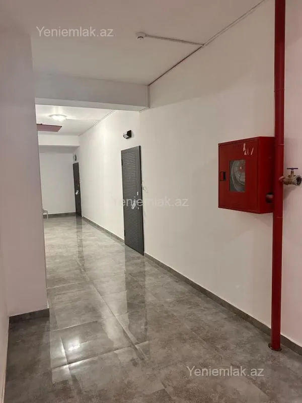 Satılır 3 otaqlı yeni tikili 80 m²