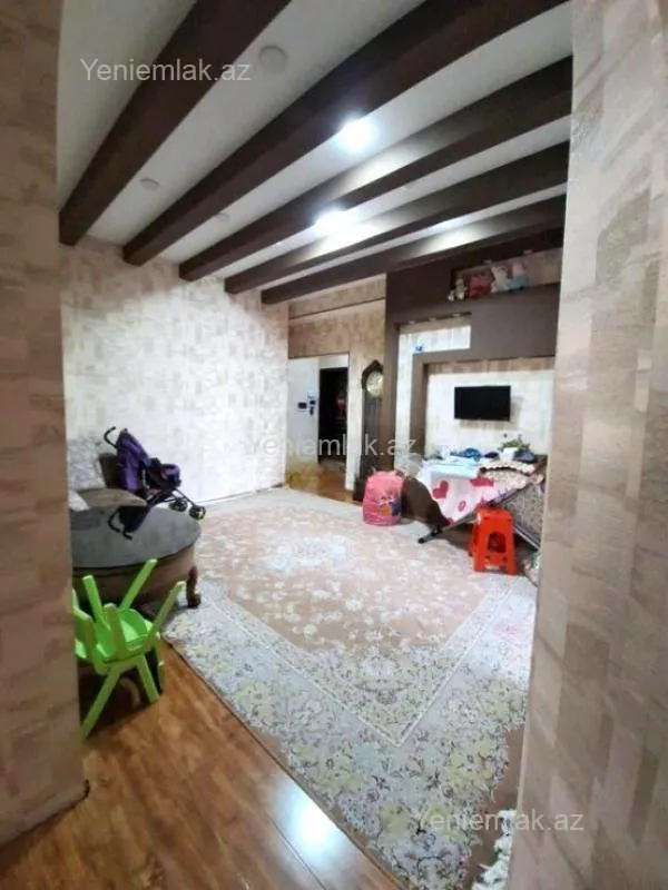 Satılır 3 otaqlı yeni tikili 125 m²