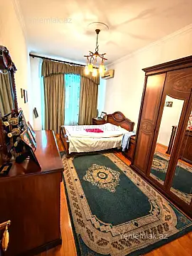 Satılır 4 otaqlı yeni tikili 165 m²