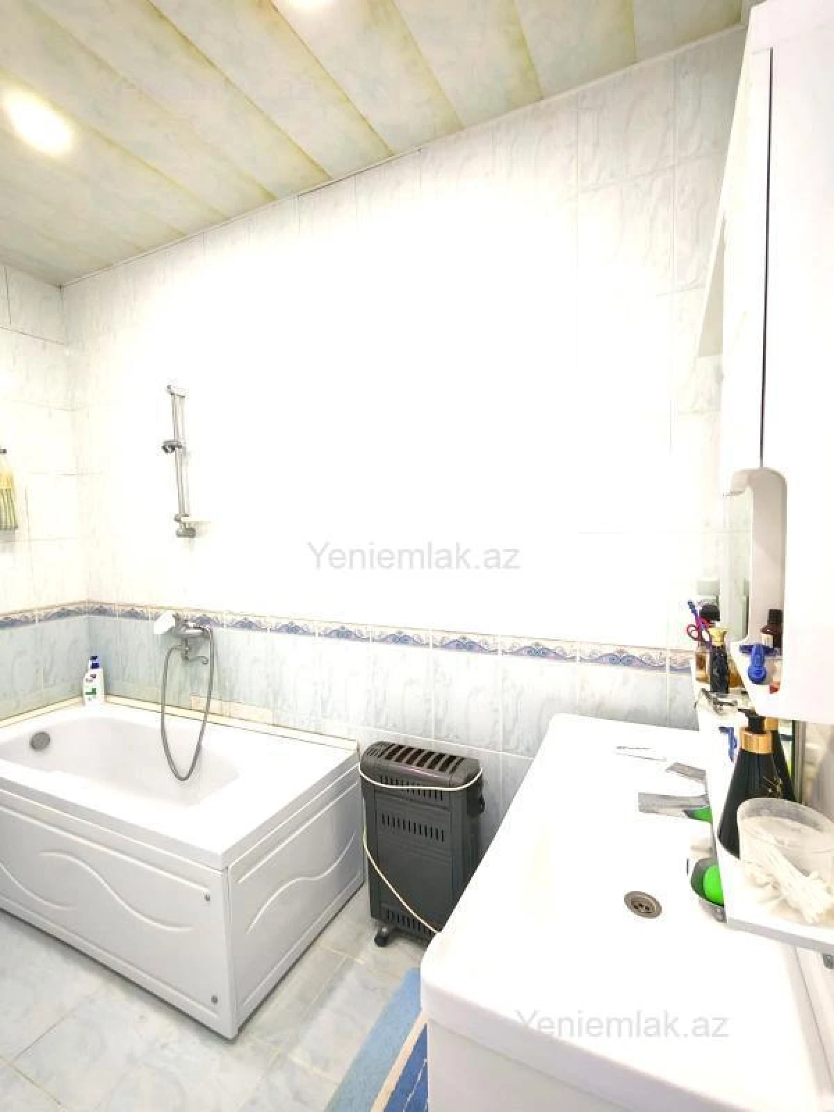 Satılır 4 otaqlı yeni tikili 165 m²