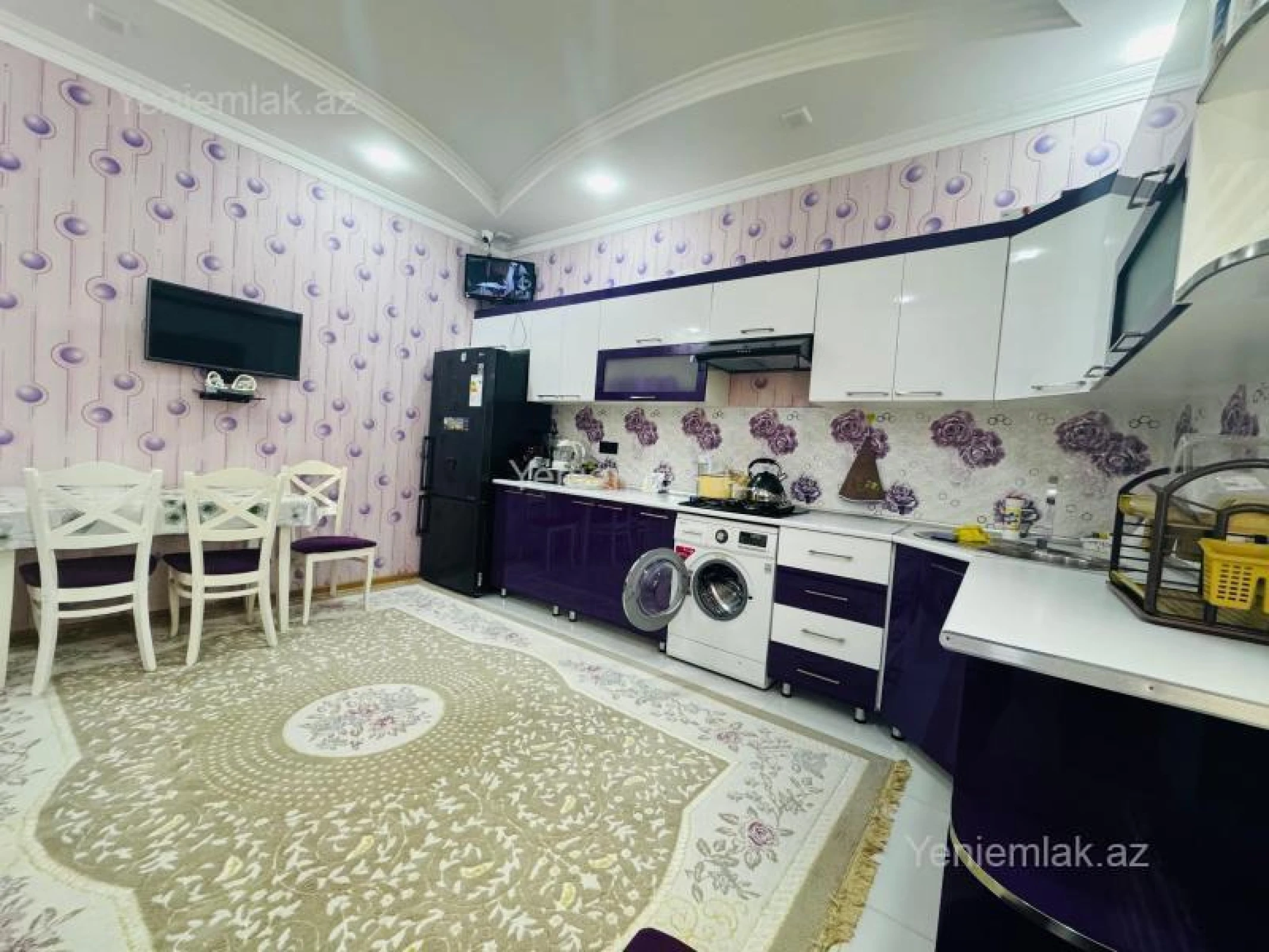 Satılır 4 otaqlı həyət evi 180 m²