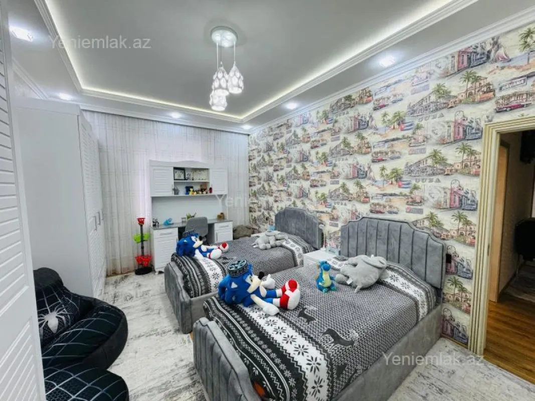 Satılır 4 otaqlı həyət evi 180 m²