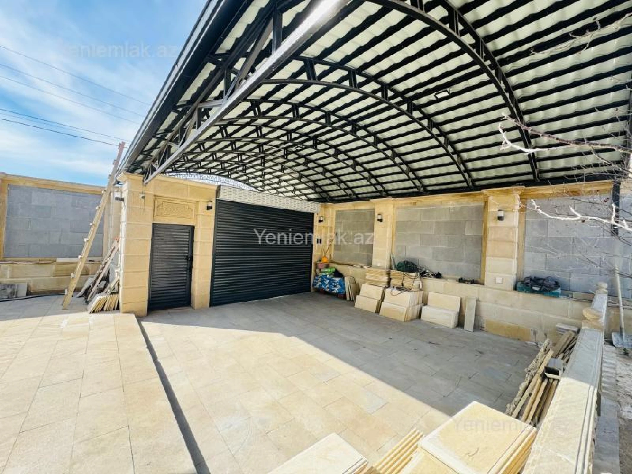 Satılır 4 otaqlı həyət evi 180 m²