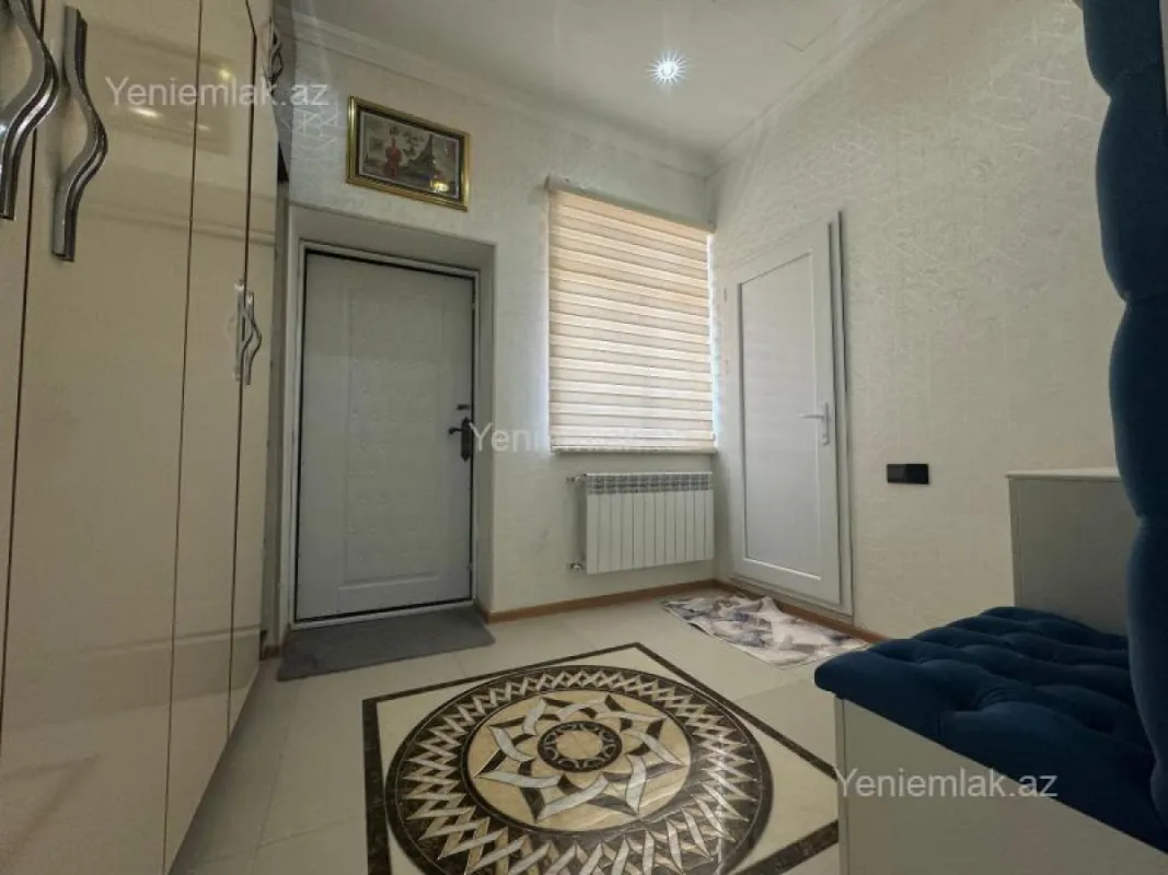 Satılır 4 otaqlı həyət evi 180 m²