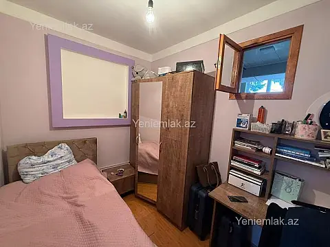 Satılır 3 otaqlı köhnə tikili 64 m²