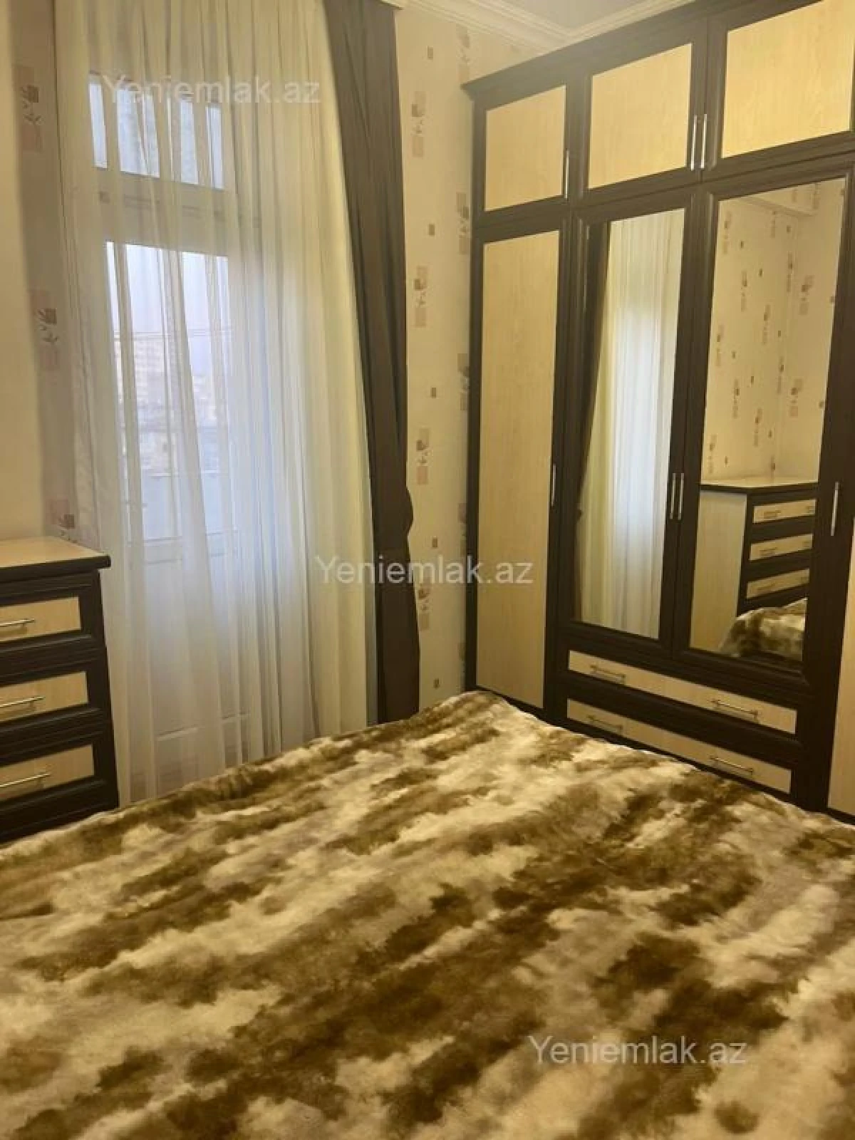 Satılır 3 otaqlı yeni tikili 90 m²