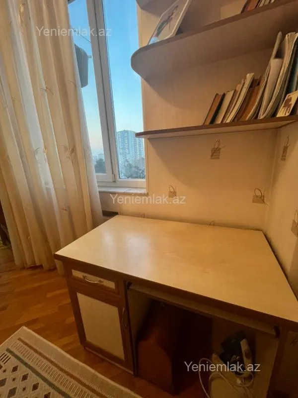 Satılır 3 otaqlı yeni tikili 90 m²