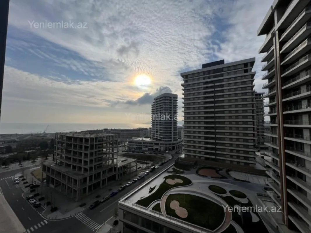 Satılır 3 otaqlı yeni tikili 165 m²