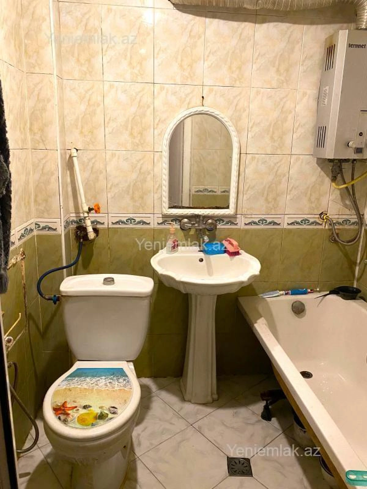 Satılır 3 otaqlı köhnə tikili 68 m²