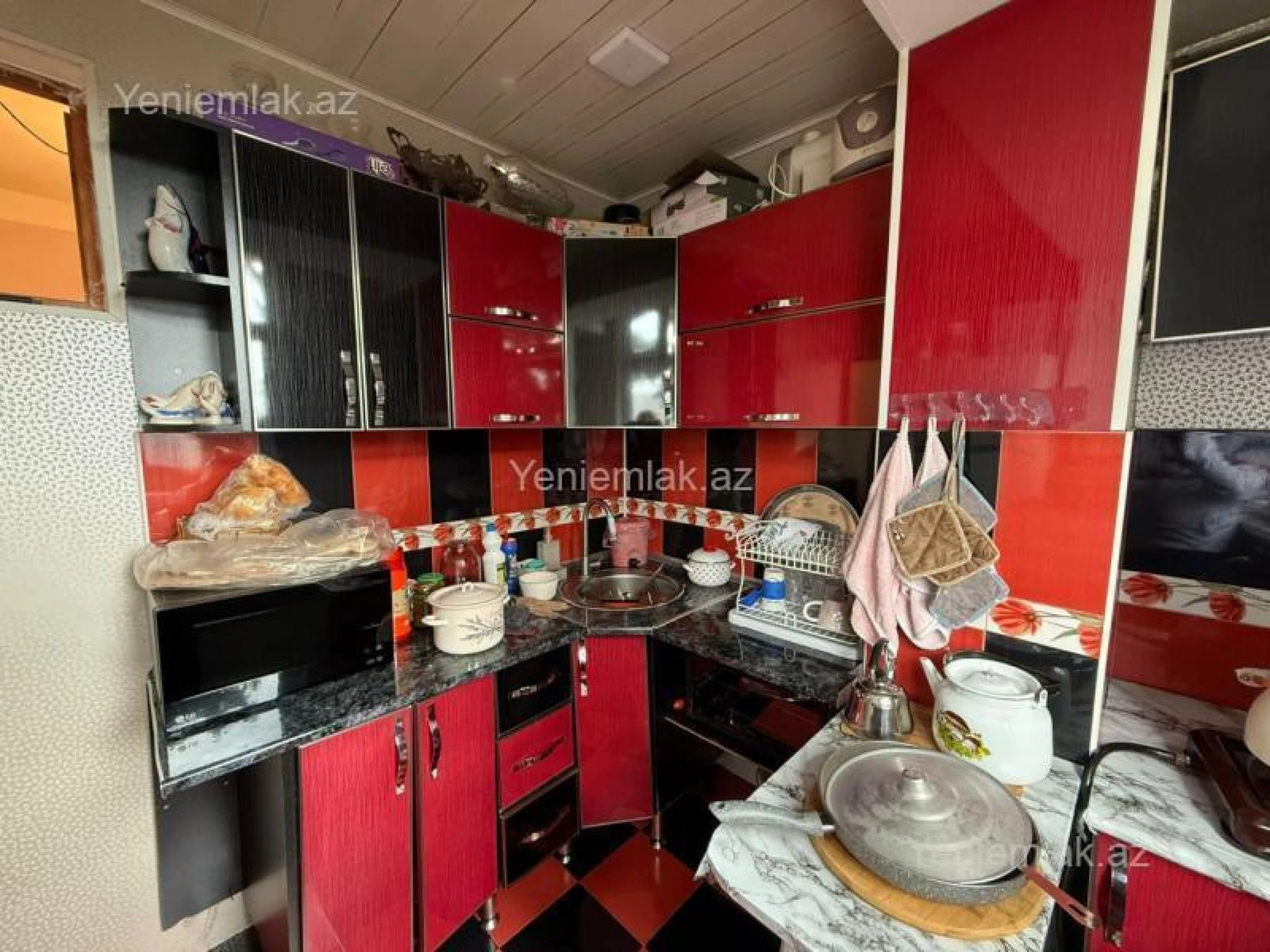 Satılır 3 otaqlı köhnə tikili 60 m²