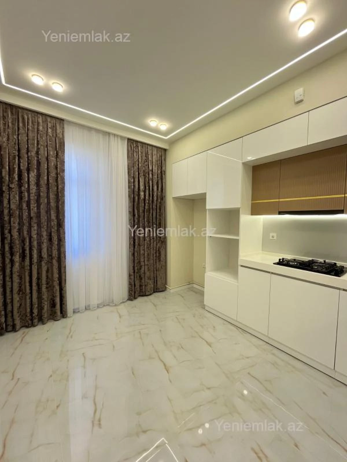 Satılır 2 otaqlı yeni tikili 75 m²