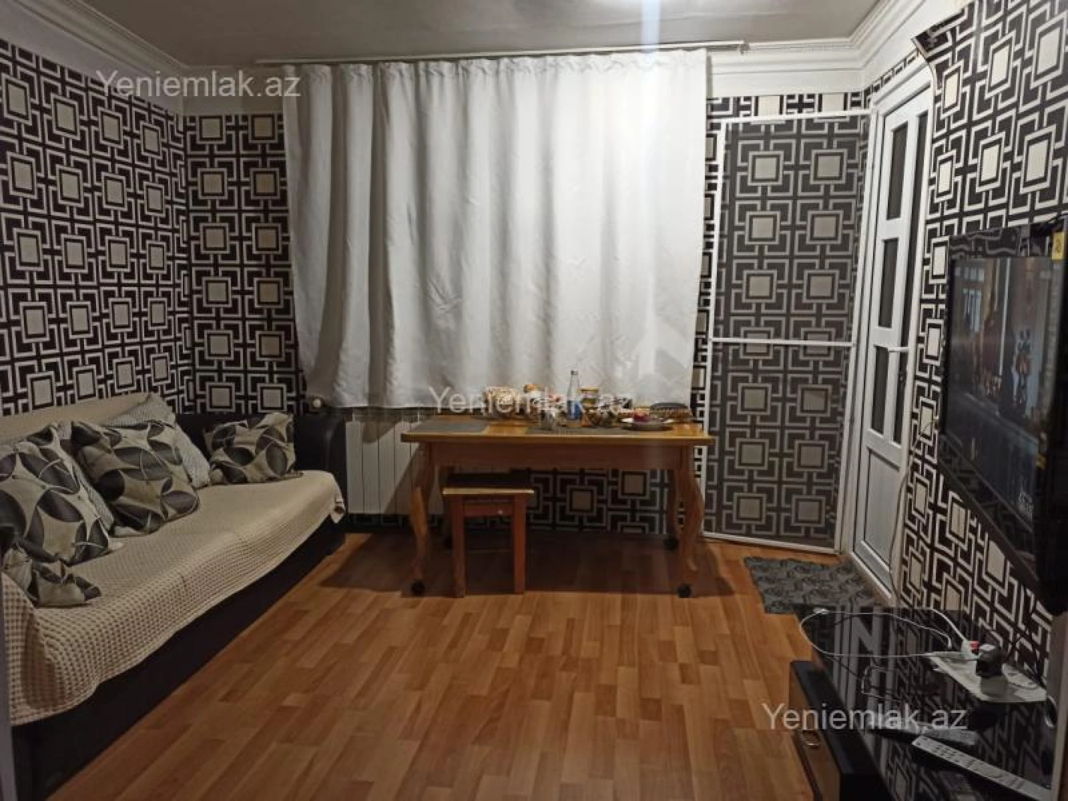 Satılır 3 otaqlı köhnə tikili 72 m²