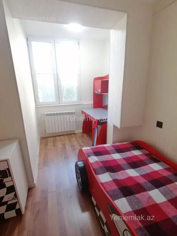 Satılır 3 otaqlı köhnə tikili 65 m²