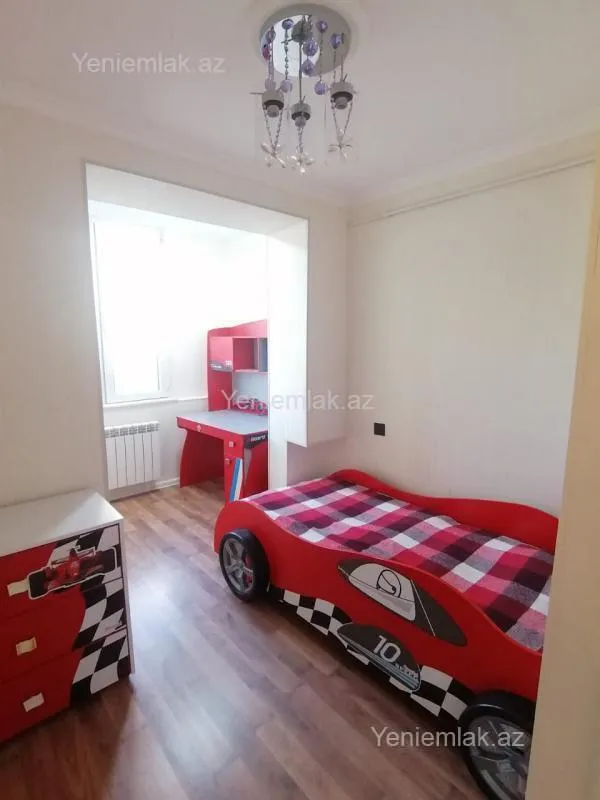 Satılır 3 otaqlı köhnə tikili 65 m²