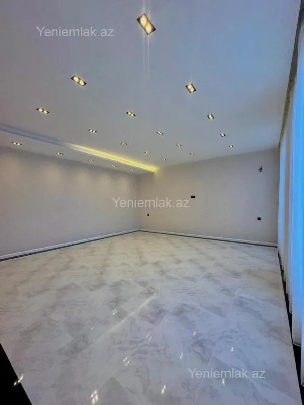 Satılır 4 otaqlı həyət evi 220 m²