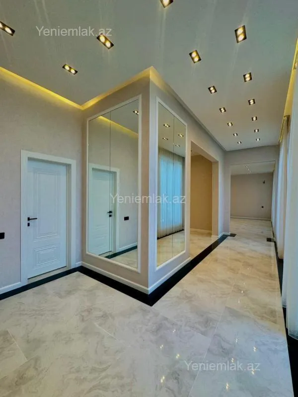 Satılır 4 otaqlı həyət evi 220 m²