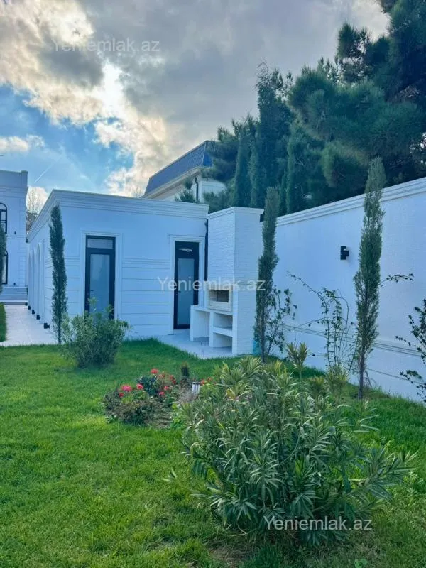 Satılır 6 otaqlı həyət evi 350 m²