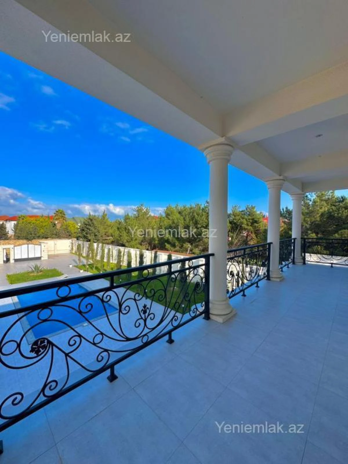 Satılır 6 otaqlı həyət evi 350 m²