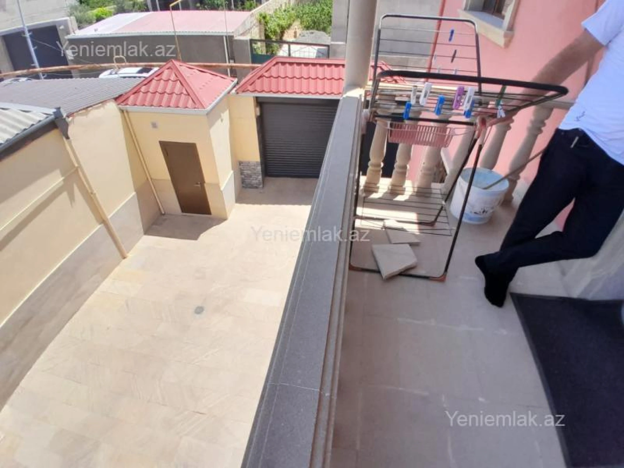 Satılır 6 otaqlı həyət evi 220 m²