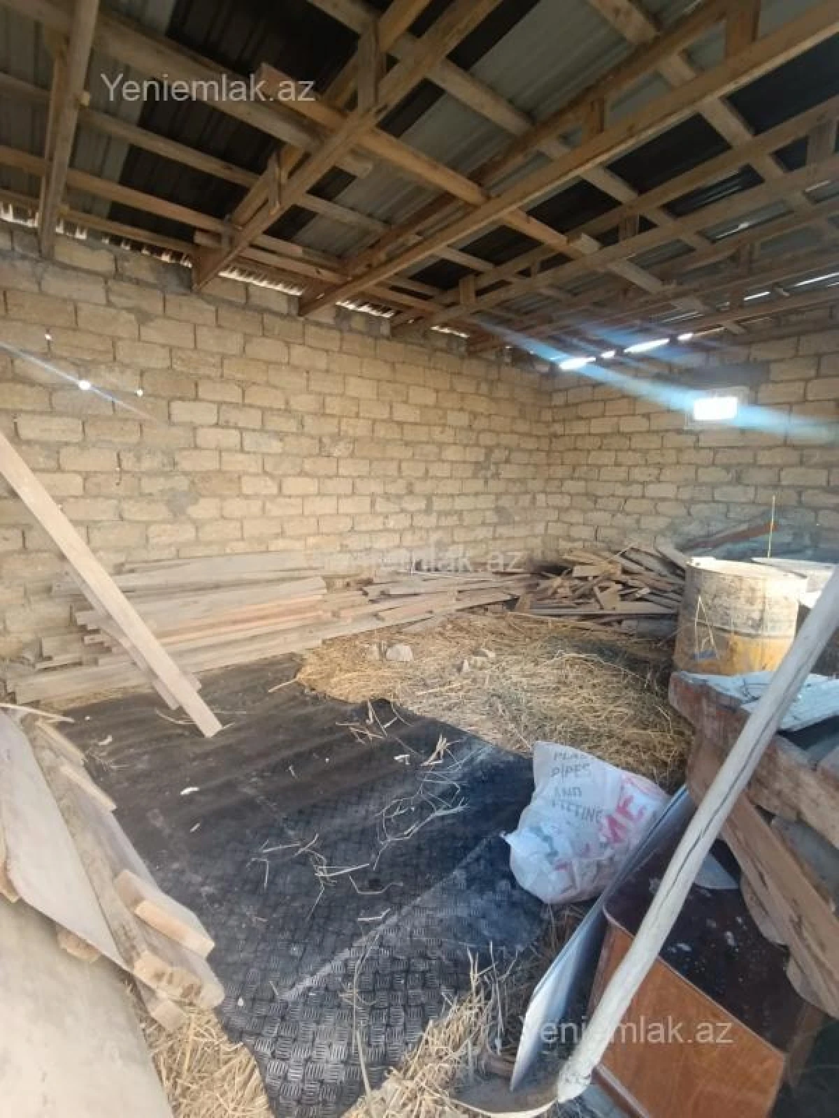 Satılır 8 otaqlı həyət evi 260 m²