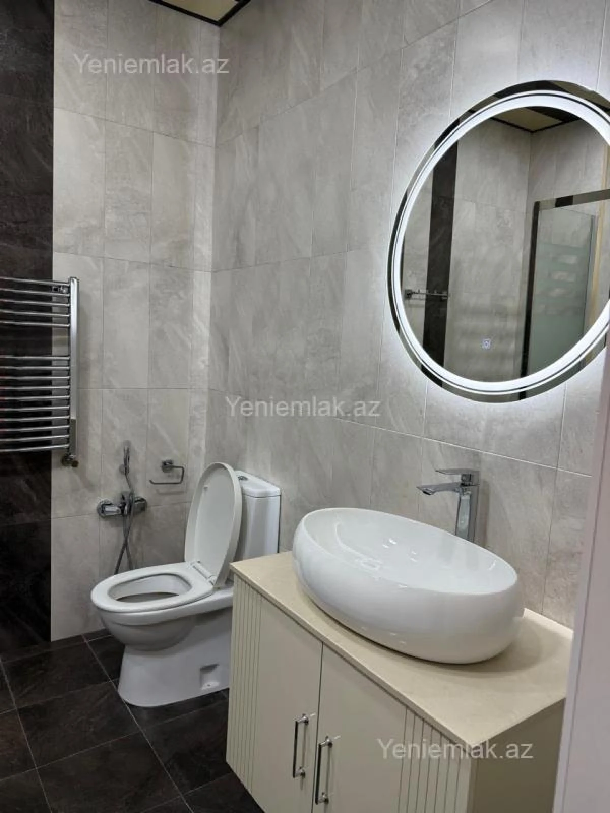 Satılır 3 otaqlı yeni tikili 137 m²