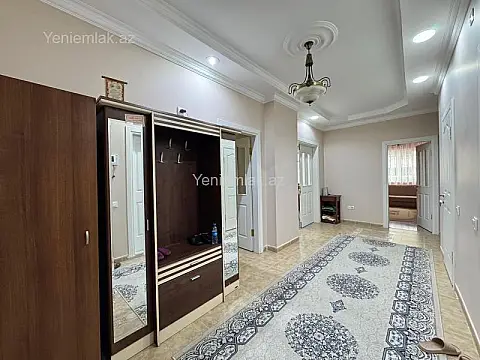 Satılır 4 otaqlı yeni tikili 160 m²