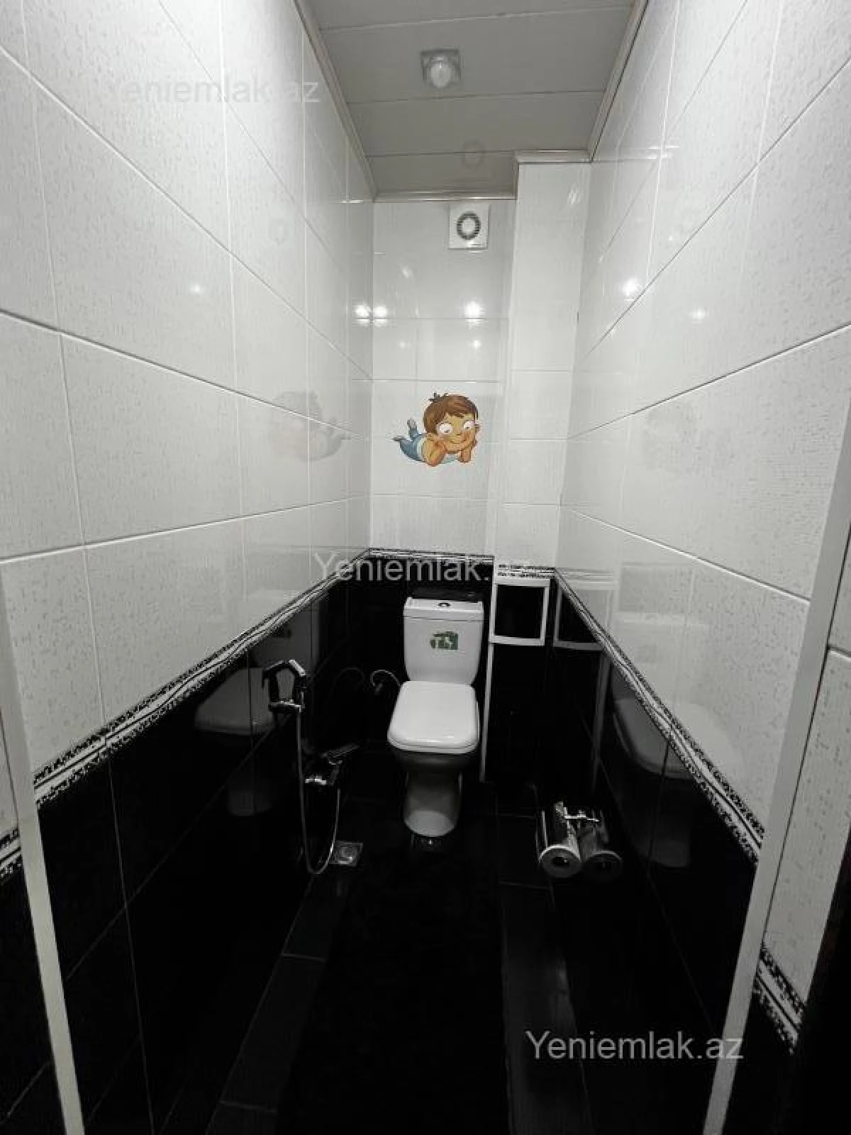 Satılır 2 otaqlı köhnə tikili 78 m²