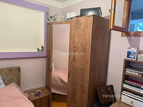 Satılır 3 otaqlı köhnə tikili 65 m²