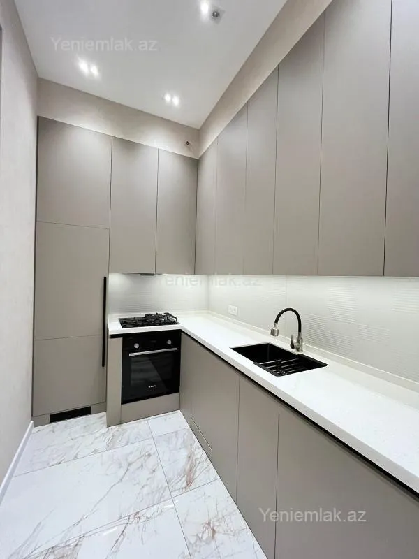Satılır 2 otaqlı yeni tikili 57 m²