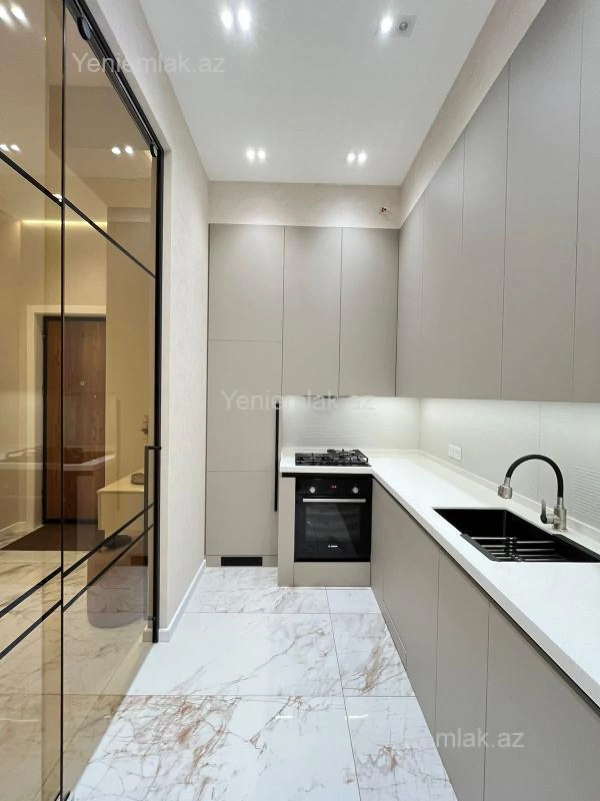 Satılır 2 otaqlı yeni tikili 57 m²