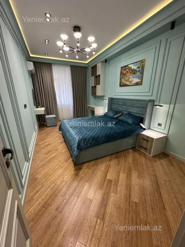 Satılır 3 otaqlı yeni tikili 132 m²