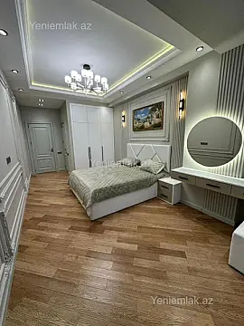 Satılır 3 otaqlı yeni tikili 132 m²