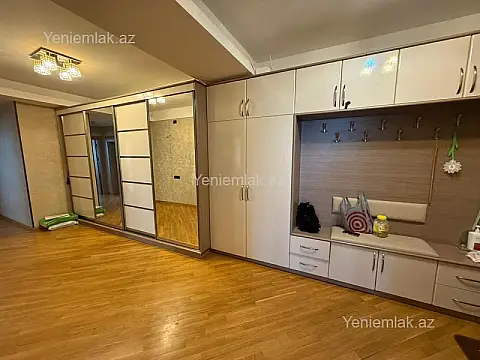 Satılır 3 otaqlı yeni tikili 125 m²