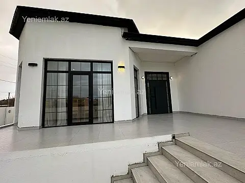 Satılır 4 otaqlı həyət evi 280 m²